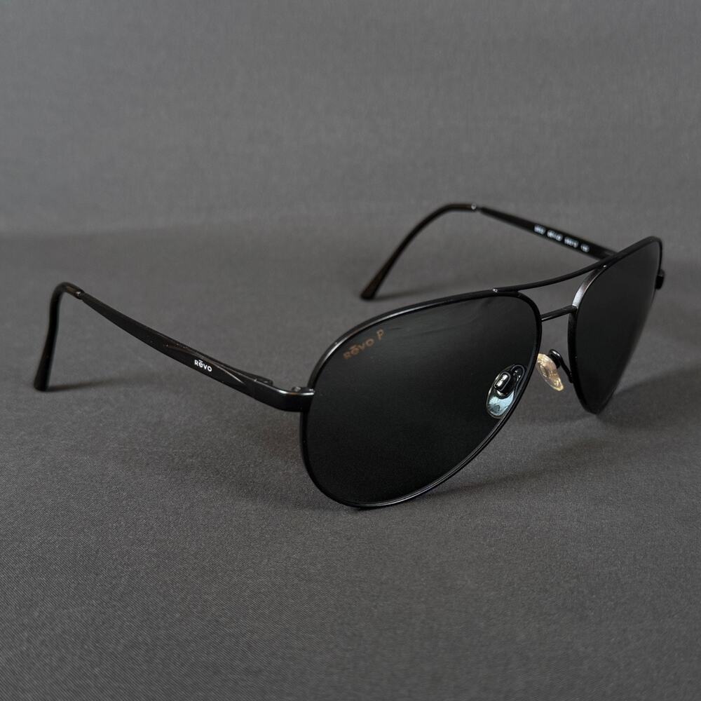 Revo 3052 001/J3 59-13-135 Black Metal Polarized Aviator Sunglasses
